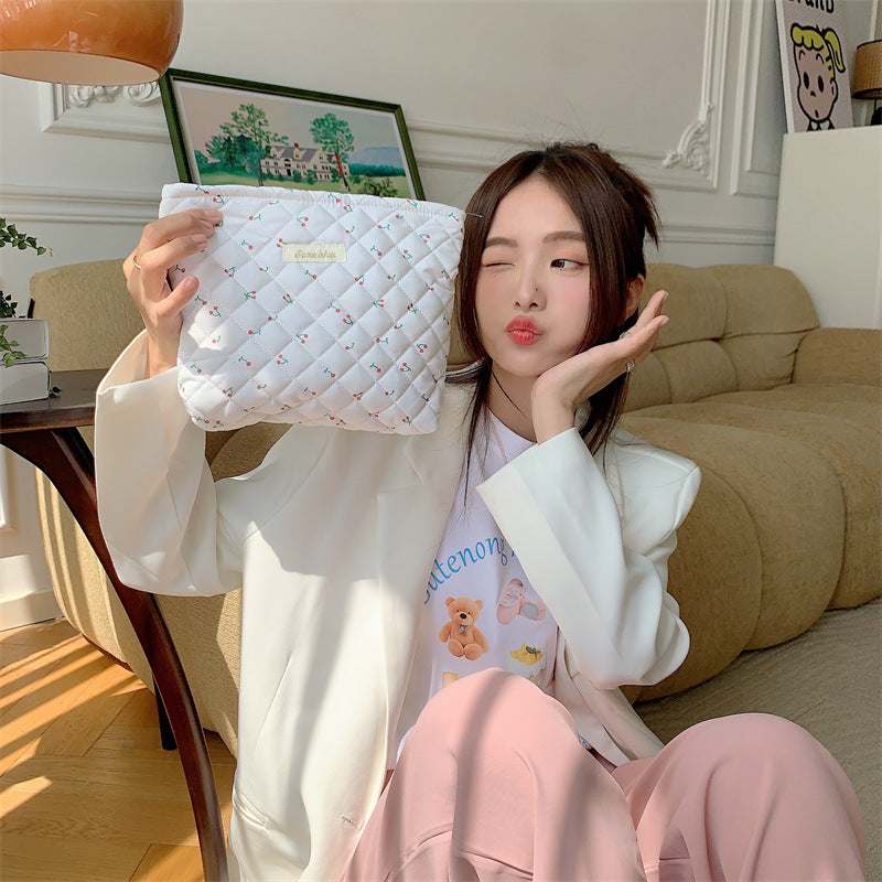 Tracy Quilted Beauty Organizer Pouch